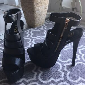 Platform sandals